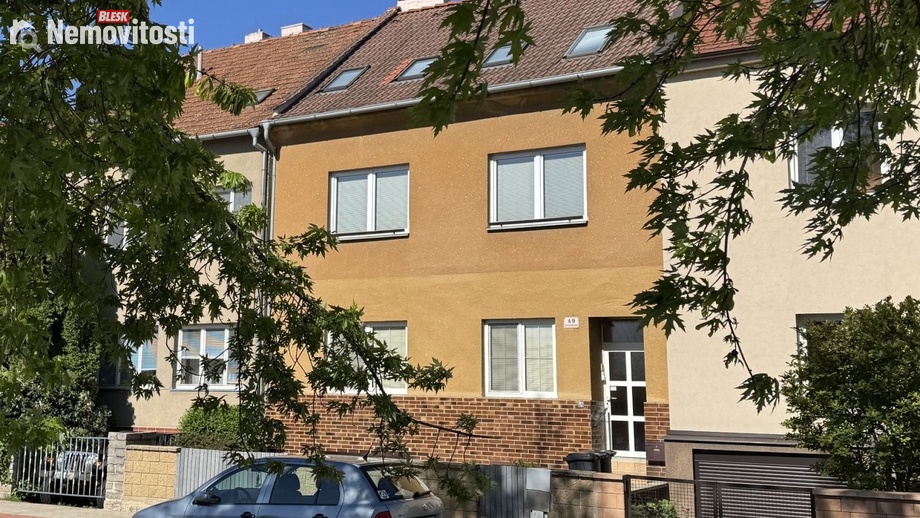Prodej rodinného domu 278 m², Brno-sever