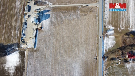 Prodej komerčního pozemku 3 908 m², Vojkovice