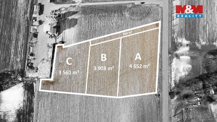 Prodej komerčního pozemku 3 908 m², Vojkovice