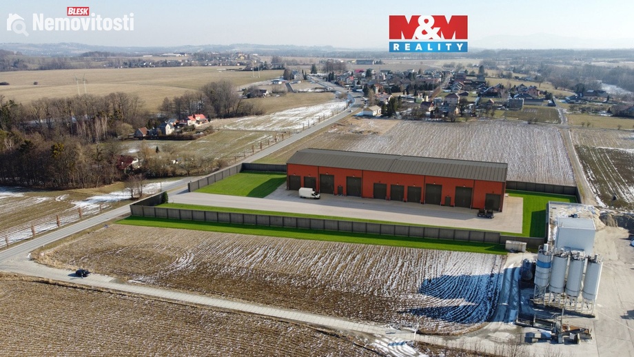 Prodej výrobního prostoru 6 000 m², Vojkovice