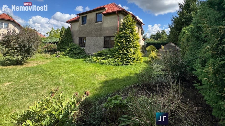 Prodej rodinného domu 120 m², Praha - Koloděje