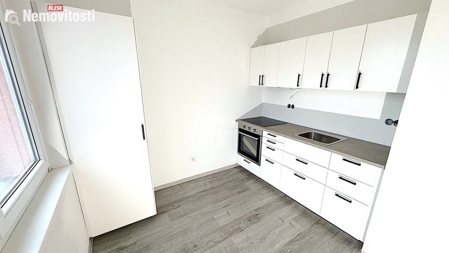 Pronájem bytu 1+1 32 m², Třebíč - Nové Dvory