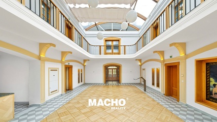 Prodej vily 1 181 m², Řitka