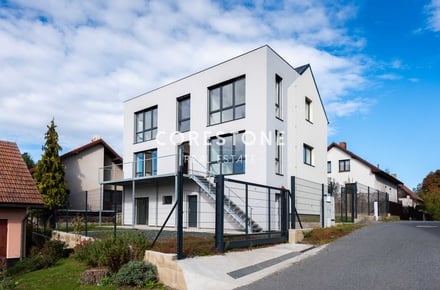 Prodej rodinného domu 248 m², Jevany