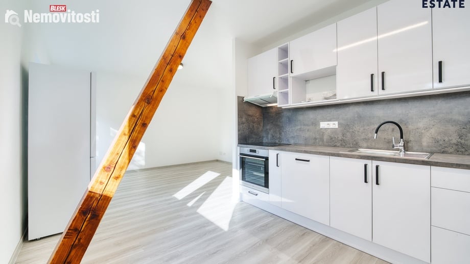 Pronájem bytu 3+kk 60 m², Rousínov