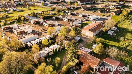 Prodej komerčního pozemku 2 851 m², Strachotín