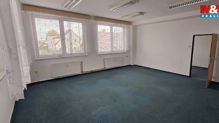 Pronájem kanceláře 123 m², Kestřany