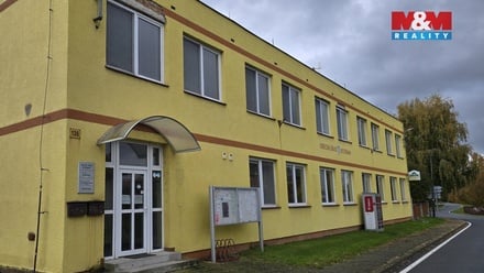 Pronájem kanceláře 123 m², Kestřany