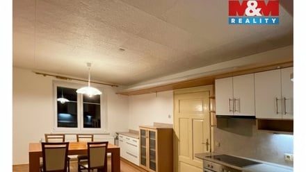 Pronájem rodinného domu 225 m², Lichkov