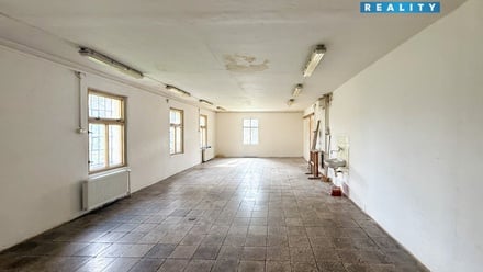 Pronájem obchodního prostoru 160 m², Lichkov