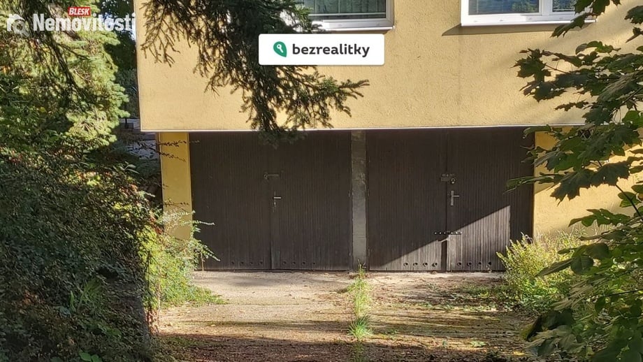 Prodej garáže 18 m², Praha 5