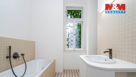 Prodej bytu 4+1 141 m², Praha 5