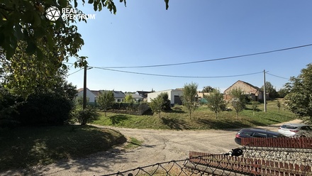 Prodej stavebního pozemku 1 228 m², Našiměřice