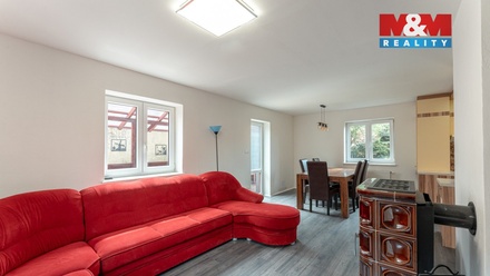 Pronájem rodinného domu 128 m², Černovice