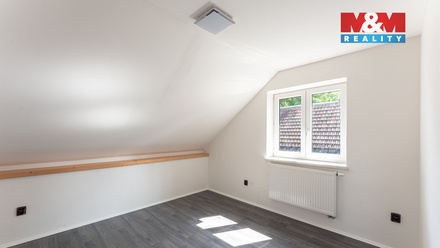 Pronájem rodinného domu 128 m², Černovice