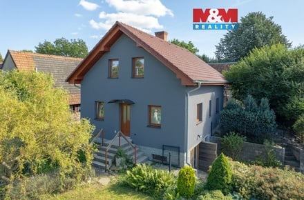 Pronájem rodinného domu 128 m², Černovice