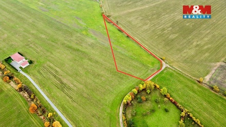 Prodej pole 6 671 m², Dolní Roveň