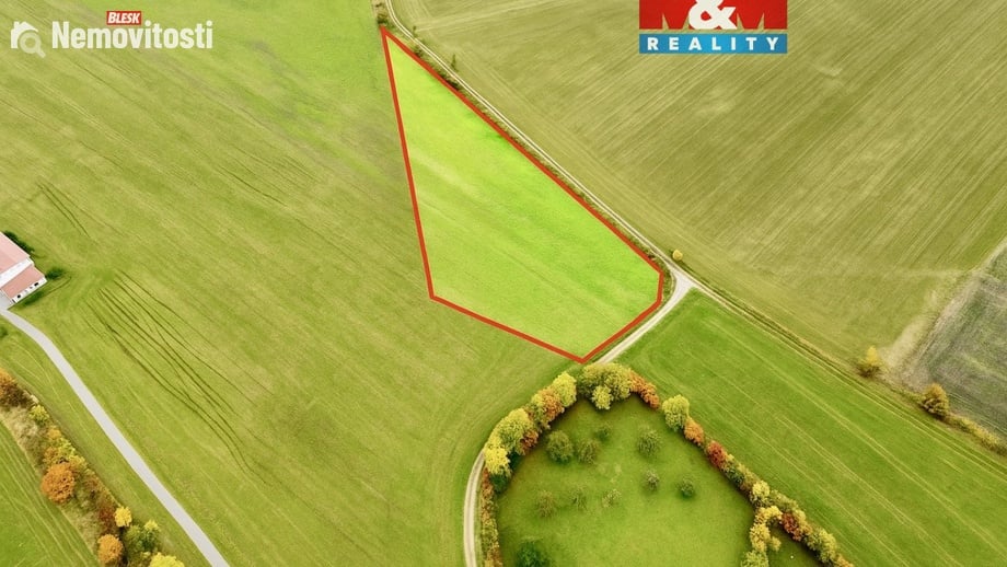 Prodej pole 6 671 m², Dolní Roveň