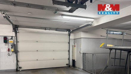 Prodej garážového stání 16 m², Praha 19