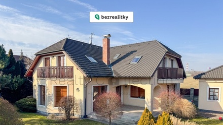 Prodej rodinného domu 248 m², Praha-Šeberov