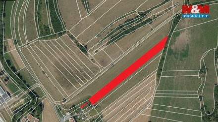 Prodej stavebního pozemku 3 913 m², Jabloňany