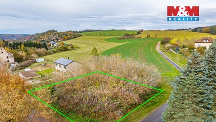 Prodej stavebního pozemku 1 057 m², Chocerady