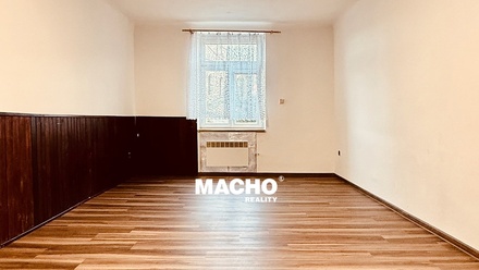 Pronájem bytu 1+kk 29 m², Mníšek pod Brdy