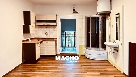 Pronájem bytu 1+kk 29 m², Mníšek pod Brdy