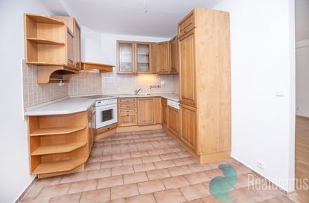 Pronájem bytu 3+1 79 m², Praha 4