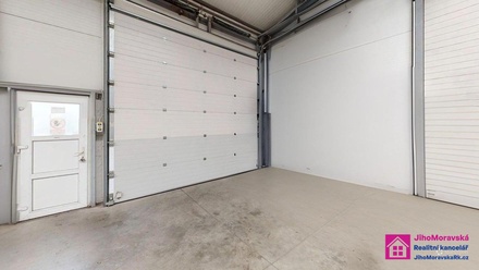Pronájem skladu 200 m², Hodonín