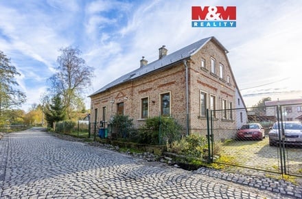 Prodej rodinného domu 200 m², Chřibská