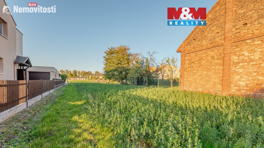 Prodej stavebního pozemku 2 196 m², Dolní Benešov