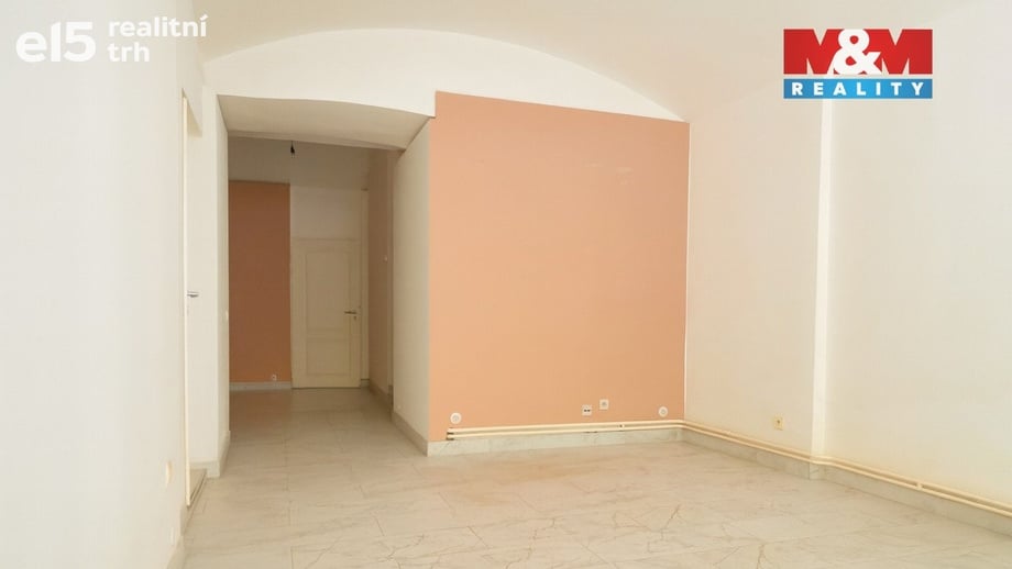 Prodej obchodního prostoru 77 m², Praha 2