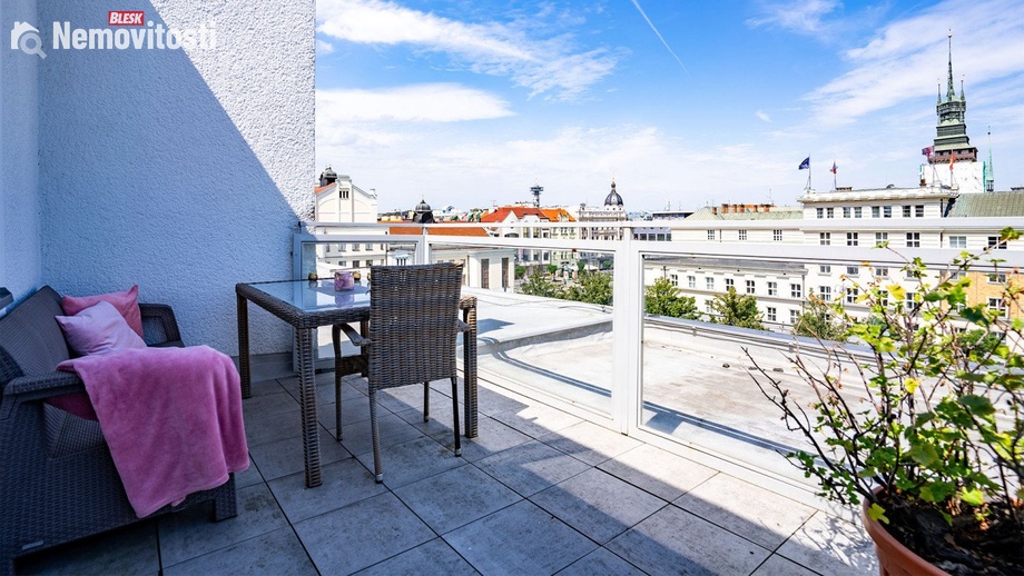 Pronájem bytu 1+kk 33 m², Pardubice I