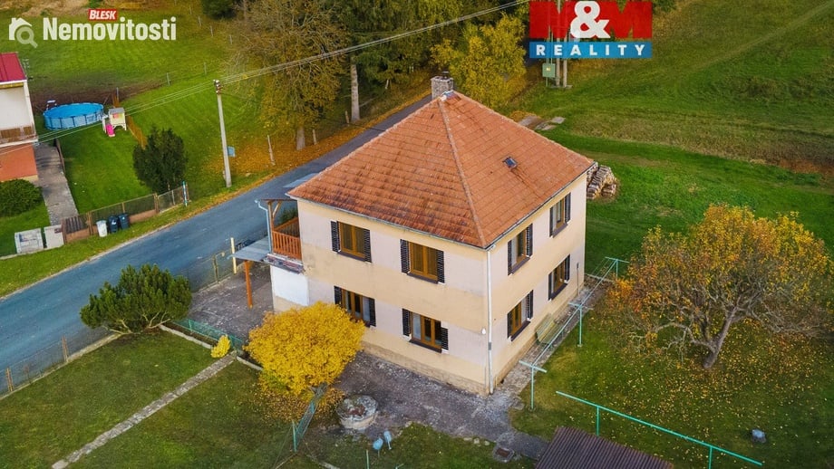 Prodej rodinného domu 180 m², Choltice