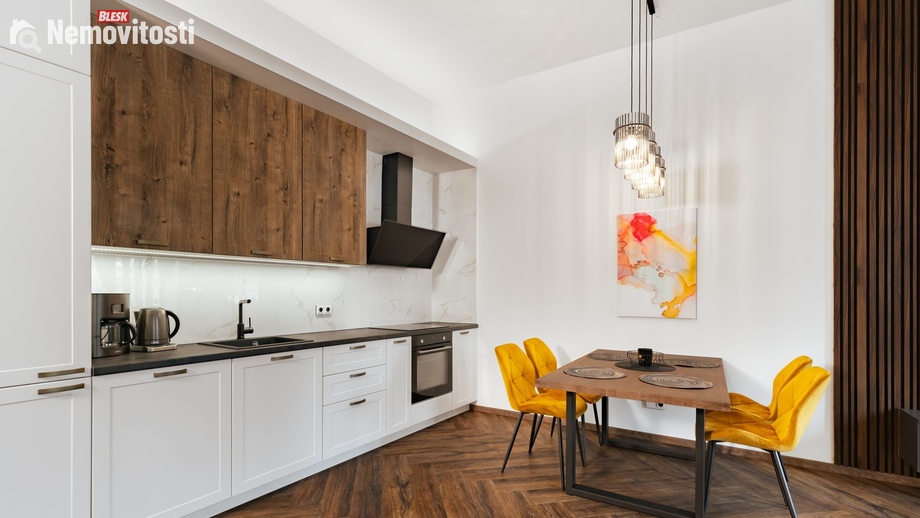 Prodej bytu 3+kk 83 m², Horní Planá