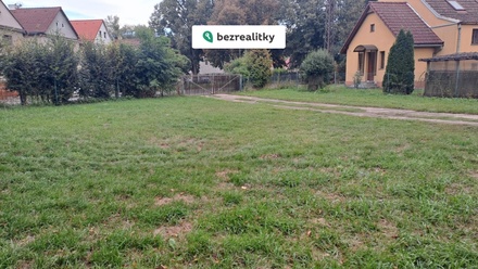 Prodej stavebního pozemku 706 m², Řehlovice - Stadice