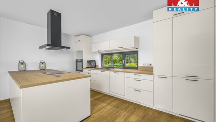 Prodej rodinného domu 117 m², Srch