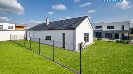 Prodej rodinného domu 117 m², Srch