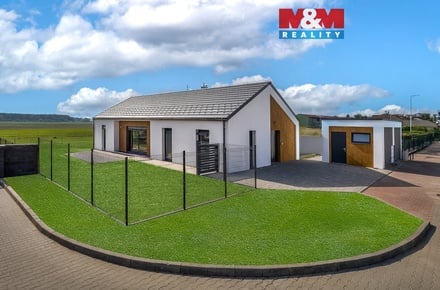 Prodej rodinného domu 117 m², Srch