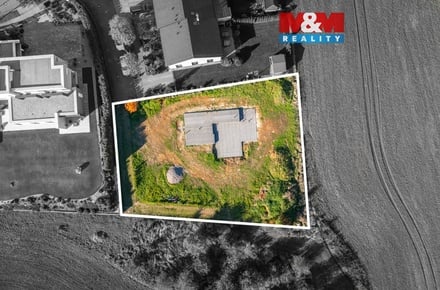 Prodej stavebního pozemku 1 233 m², Vysoký Újezd