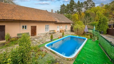 Prodej rodinného domu 105 m², Okřesaneč