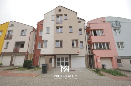 Pronájem bytu 1+kk 26 m², Praha - Kyje