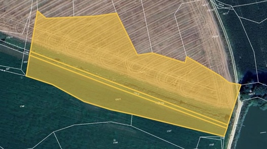 Prodej podílu 3/8 pole 10 992 m², Hrazany