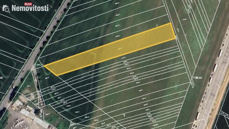 Prodej podílu 3/32 specifického pozemku 697 m², Pustiměř