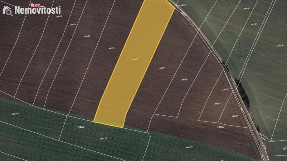 Prodej podílu 1/4 pole 2 100 m², Třešť