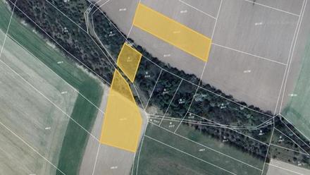 Prodej pole 5 010 m², Prostřední Poříčí