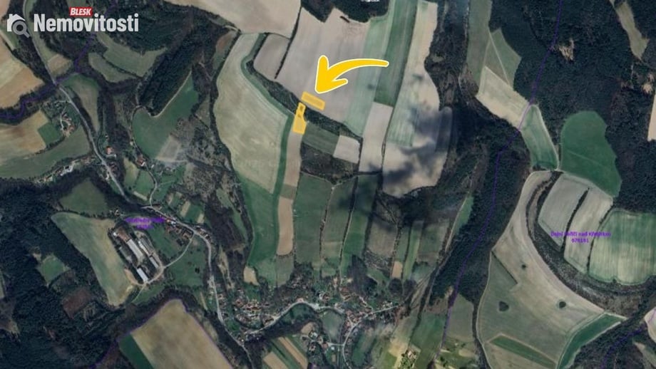 Prodej pole 5 010 m², Prostřední Poříčí