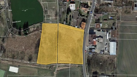 Prodej podílu 2/15 pole 12 352 m², Liběšice