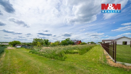 Prodej stavebního pozemku 1 533 m², Šumice